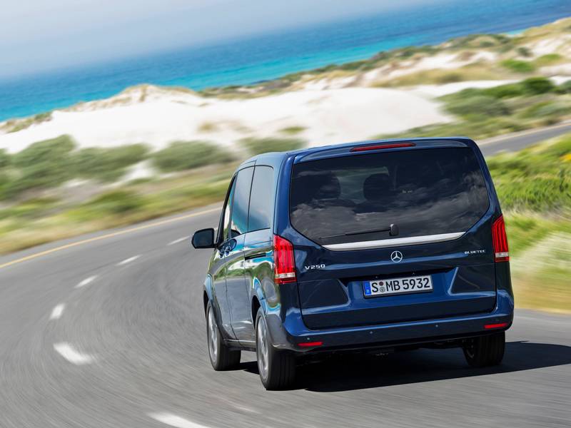 Фото автомобиля Mercedes-Benz V-Класс (2014)